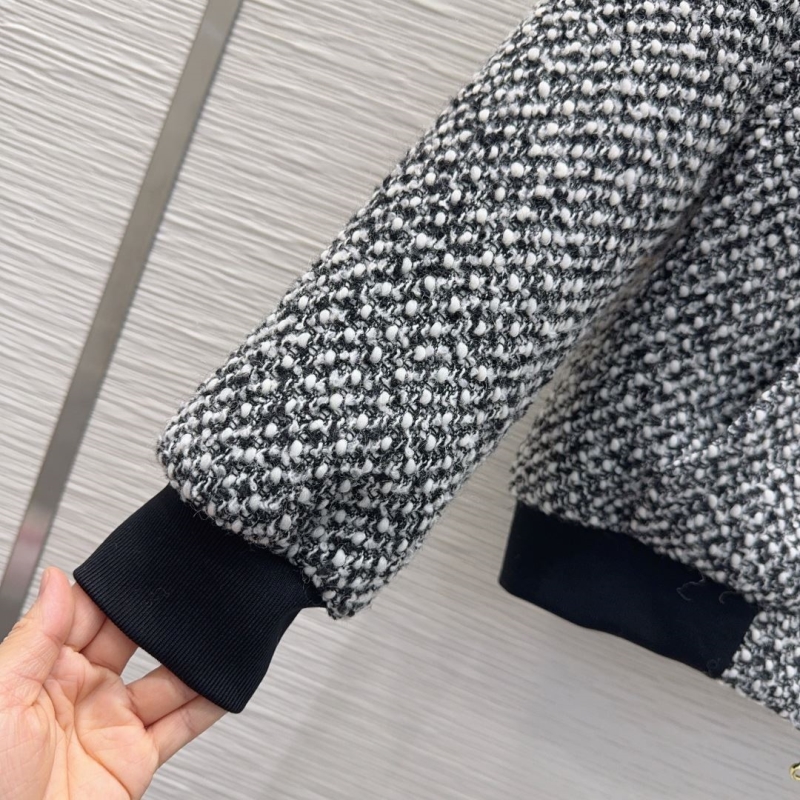 l0vis Vvtt0n outwear